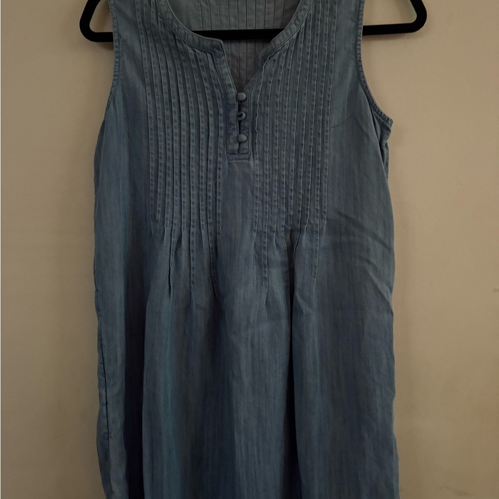 Vineyard Vines chambray pintuck dress  size XS EUC sleeveless casual resortwear - Picture 2 of 3